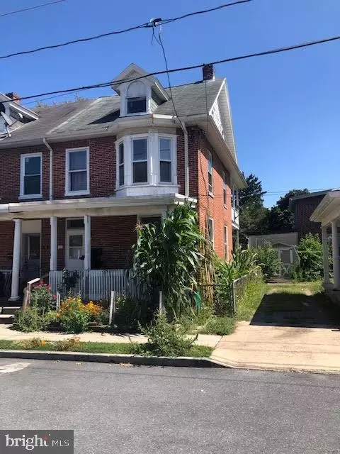 16 Garber St, Chambersburg, PA 17201