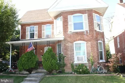 508 W W Main St, Waynesboro, PA 17268