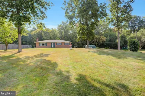 10666 Grindstone Hill Rd, Greencastle, PA 17225