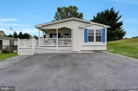 117 Kristyn Ct #73, Waynesboro, PA 17268