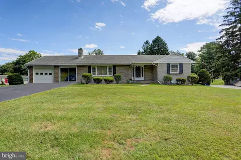 11210 Orchard Rd, Waynesboro, PA 17268