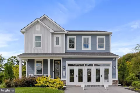 1470 Finch Dr, Chambersburg, PA 17202