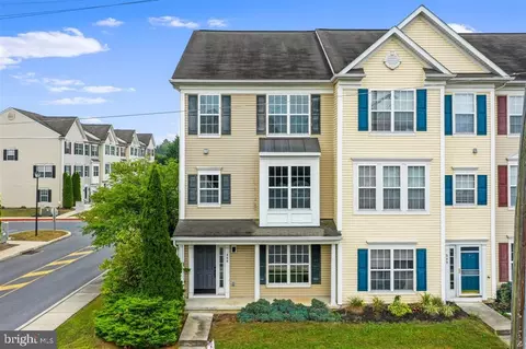 498 S Carlisle St, Greencastle, PA 17225