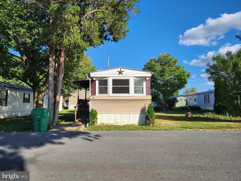 4660 Sycamore Grove Rd #80, Chambersburg, PA 17202