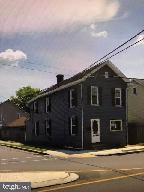 660 S Main St, Chambersburg, PA 17201