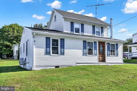 11235 S South Mountain Rd, Fayetteville, PA 17222
