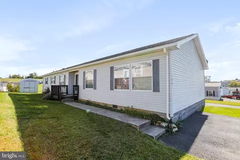 149 Coquina Sands Dr, Waynesboro, PA 17268