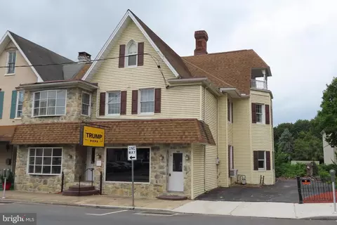 133 N Main St, Chambersburg, PA 17201