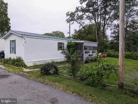 4660 Sycamore Grove Rd #70, Chambersburg, PA 17202