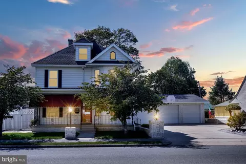 454 Wayne Ave, Chambersburg, PA 17201