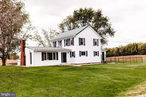 5543 Church Ln, Chambersburg, PA 17202