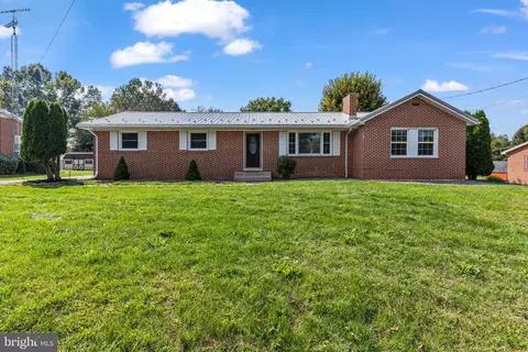 1278 Second Ave #30, Chambersburg, PA 17202