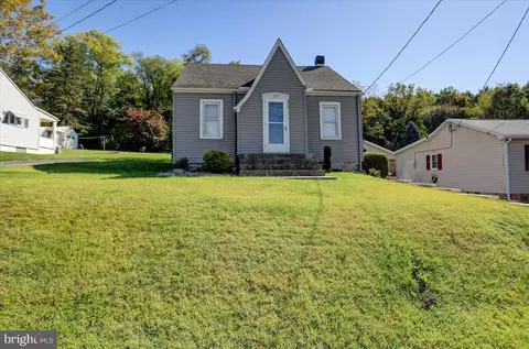 312 Northfield Ave, Waynesboro, PA 17268