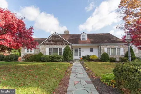 839 Eastland Rd, Waynesboro, PA 17268