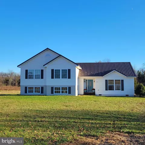 11020 Fort Loudon Rd, Mercersburg, PA 17236