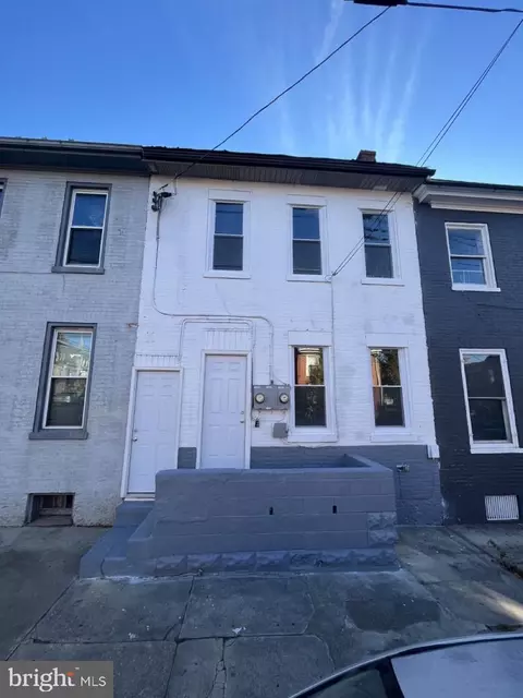 406 S Main St, Chambersburg, PA 17201