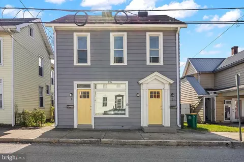 376 Washington St E, Chambersburg, PA 17201