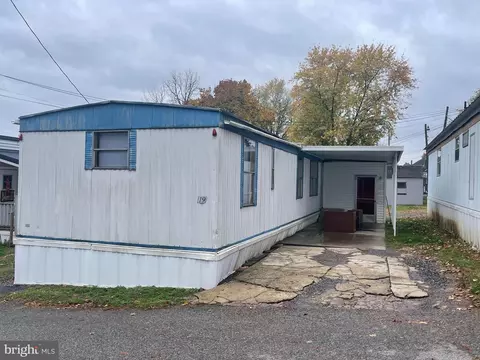 1986 Philadelphia Ave Apt Lot #LOT 19, Chambersburg, PA 17201