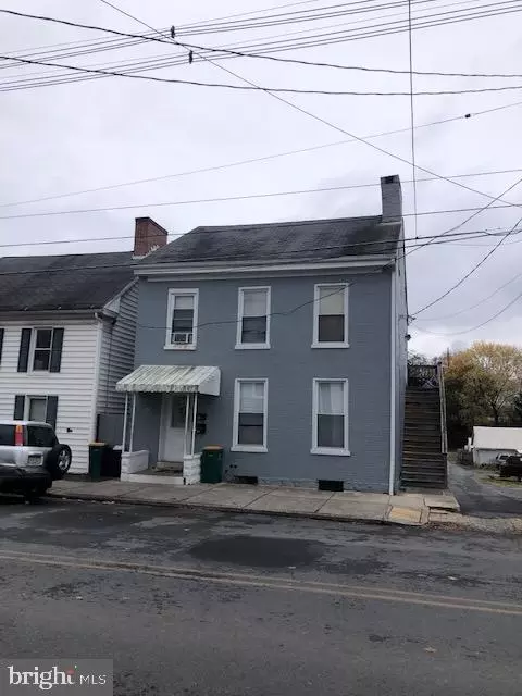 158 S Third St, Chambersburg, PA 17201