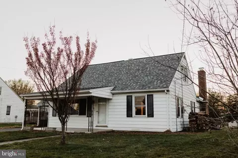 65 Coble Rd, Saint Thomas, PA 17252