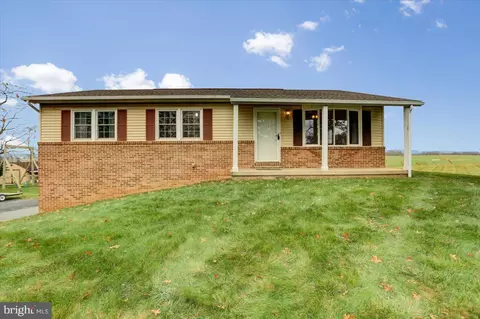 7201 Ruritan Dr, Chambersburg, PA 17202