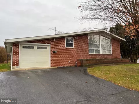 133 Williamson Ave, Greencastle, PA 17225
