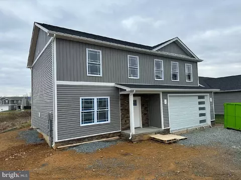 11128 Ridge Crest Dr, Waynesboro, PA 17268