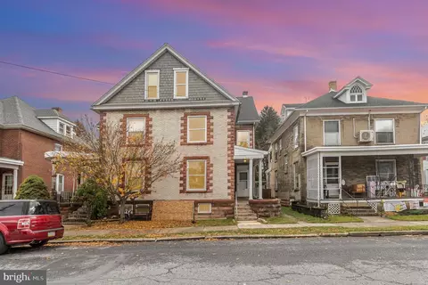 528 Poplar Ave, Chambersburg, PA 17201