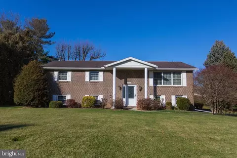 1533 Linden Rd, Chambersburg, PA 17202