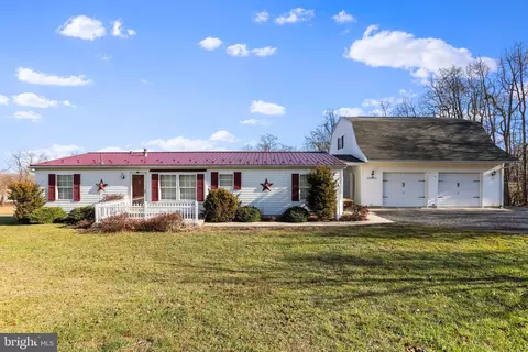 10111 Knob Rd, Mercersburg, PA 17236