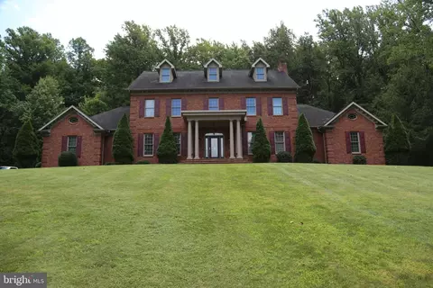 10500 Old Forge Rd, Waynesboro, PA 17268