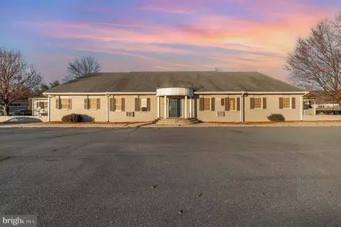 5075 Lincoln Way E, Fayetteville, PA 17222
