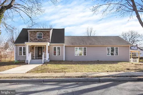 80 Brumbaugh Ave, Chambersburg, PA 17201