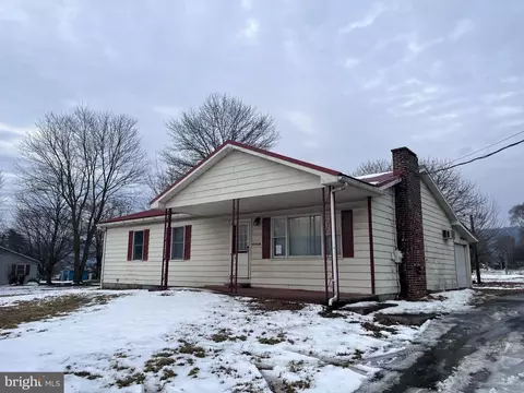 17539 Path Valley Rd, Dry Run, PA 17220