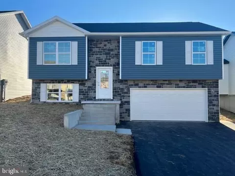 346 Grandview Ave, Waynesboro, PA 17268