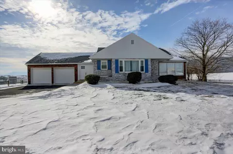 12962 Buchanan Trl W, Mercersburg, PA 17236