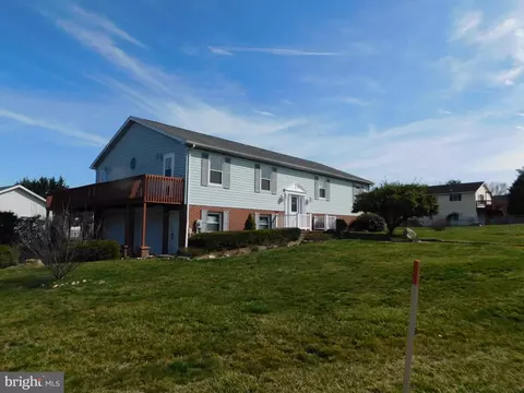 185 Antietam Dr, Waynesboro, PA 17268