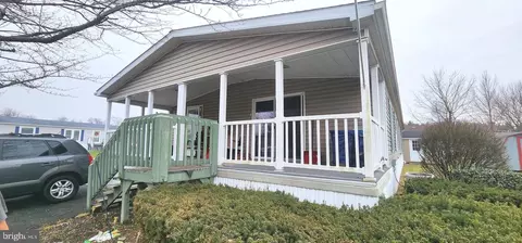 344 Cameo Dr, Fayetteville, PA 17222
