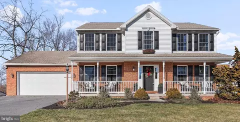 300 Frick Ave, Waynesboro, PA 17268
