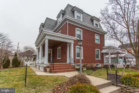 34 Glen St, Chambersburg, PA 17201
