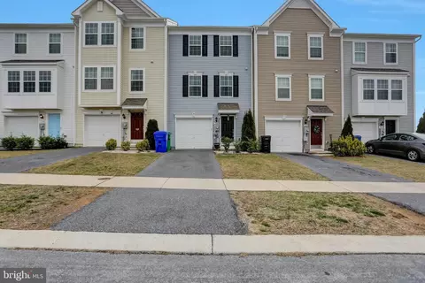 3564 Maplewood Ct #37, Fayetteville, PA 17222