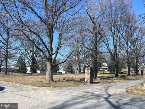 0 Crestwood Dr, Chambersburg, PA 17202