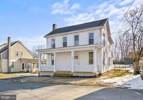 3930 Lincoln St, Chambersburg, PA 17202