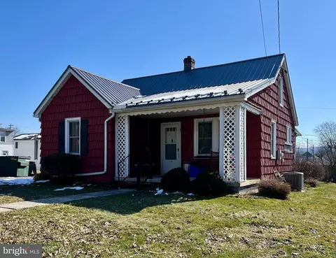 518 Franklin Hts, Shippensburg, PA 17257