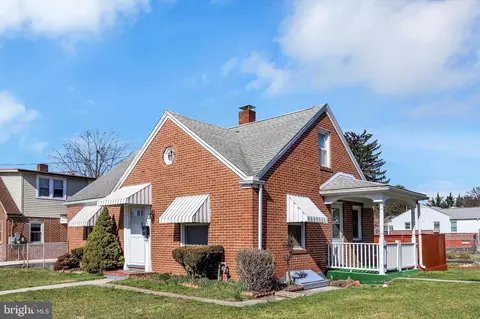 573 Cumberland Ave, Chambersburg, PA 17201