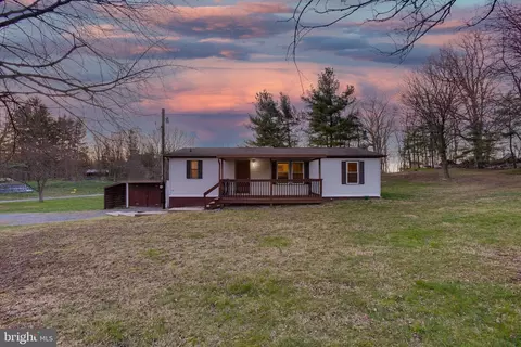 6709 Grindstone Hill Rd, Chambersburg, PA 17202