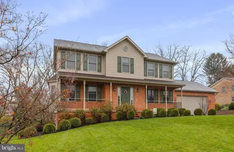 9758 Rinehart Dr #60, Waynesboro, PA 17268