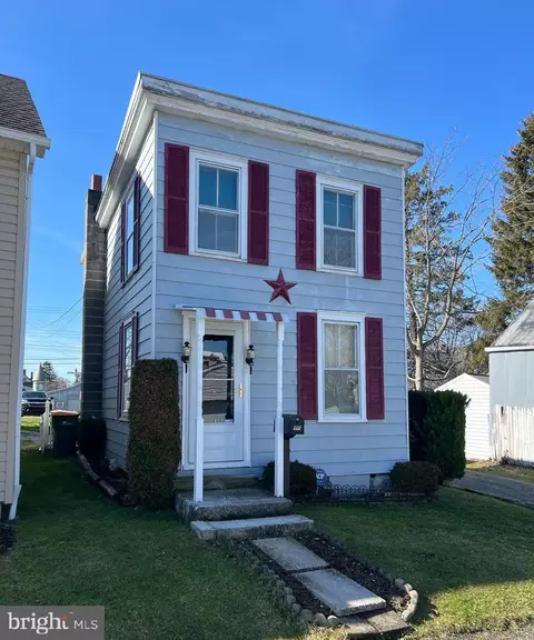 23 Strine Ave, Waynesboro, PA 17268