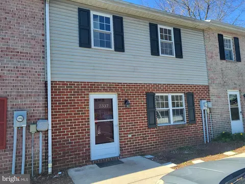 2337 Mccleary Dr, Chambersburg, PA 17201