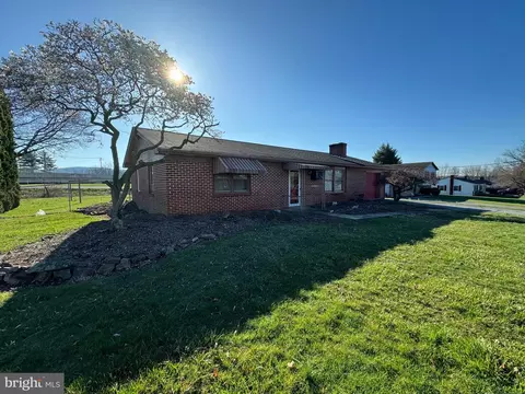 1401 State St, Chambersburg, PA 17202
